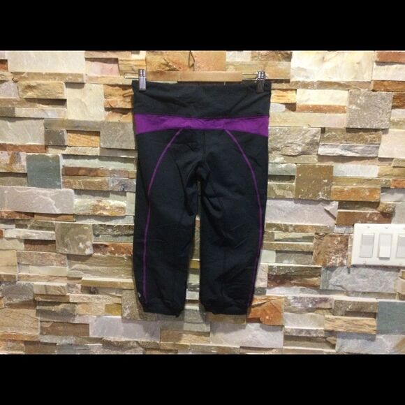 LULULEMON ATHLETICA Sport Capri   - Picture 2 of 7